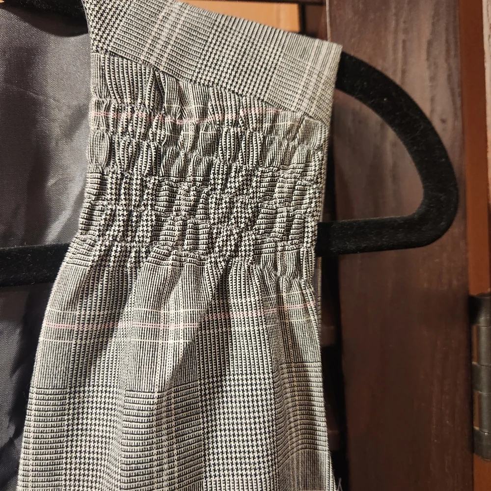 Sunny Leigh Dark Gray Vest - Picture 3 of 5
